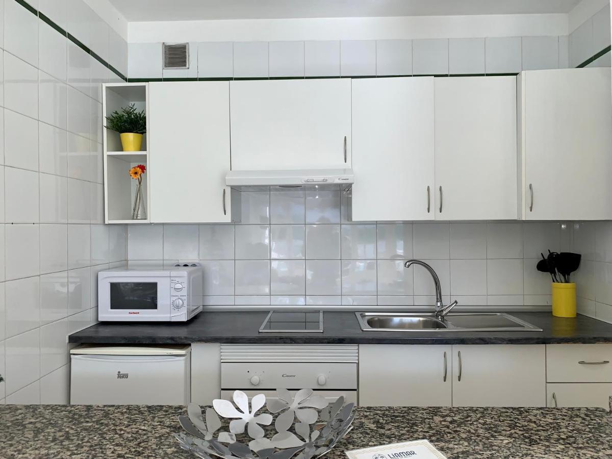 Apartamentos Llamar ปูแอร์โตเดลคาร์เมน ภายนอก รูปภาพ